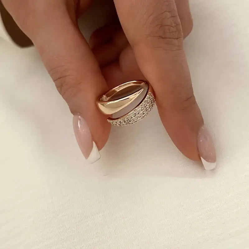 Elegant Adjustable Sparkle Ring by Geo’s Online Store