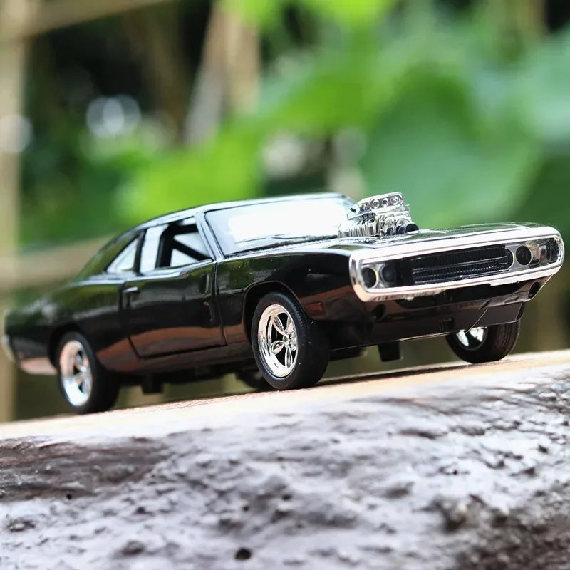 1:32 Simulation 1970 Dodge Charger Alloy Sports Car Model Pull Back Luxury Car Toy Gift Ornaments by Geo’s Online Store