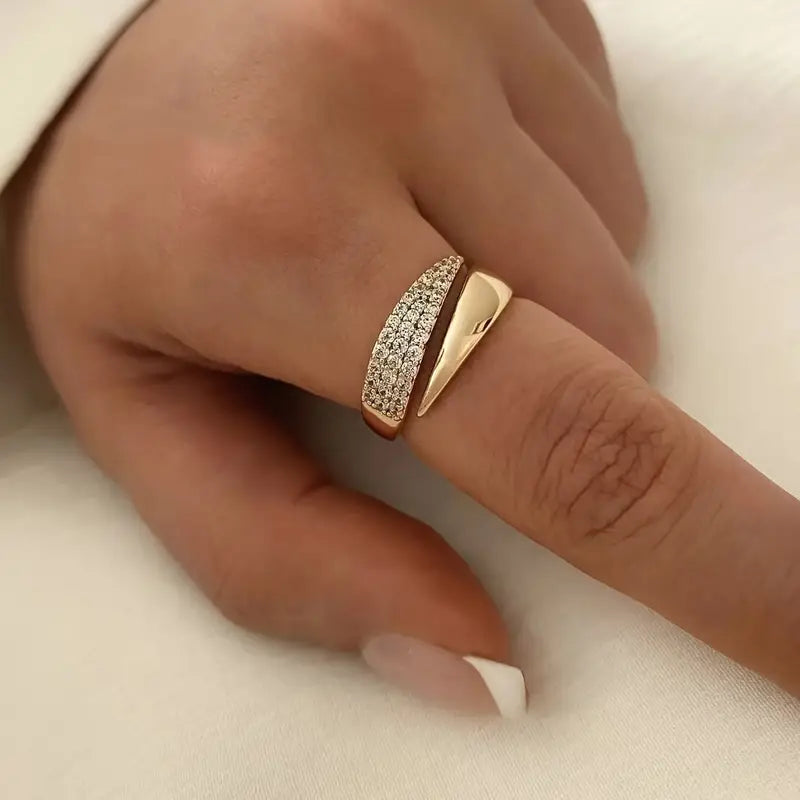 Elegant Adjustable Sparkle Ring by Geo’s Online Store