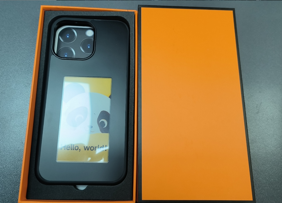 E-Ink Phone Case by Geo’s Online Store